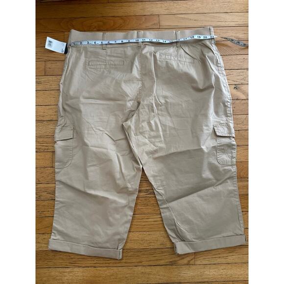 Lee Women’s Relaxed Fit Cargo Capri Pants 22W Beige Khaki Mid Stretch Pockets - Picture 5 of 7